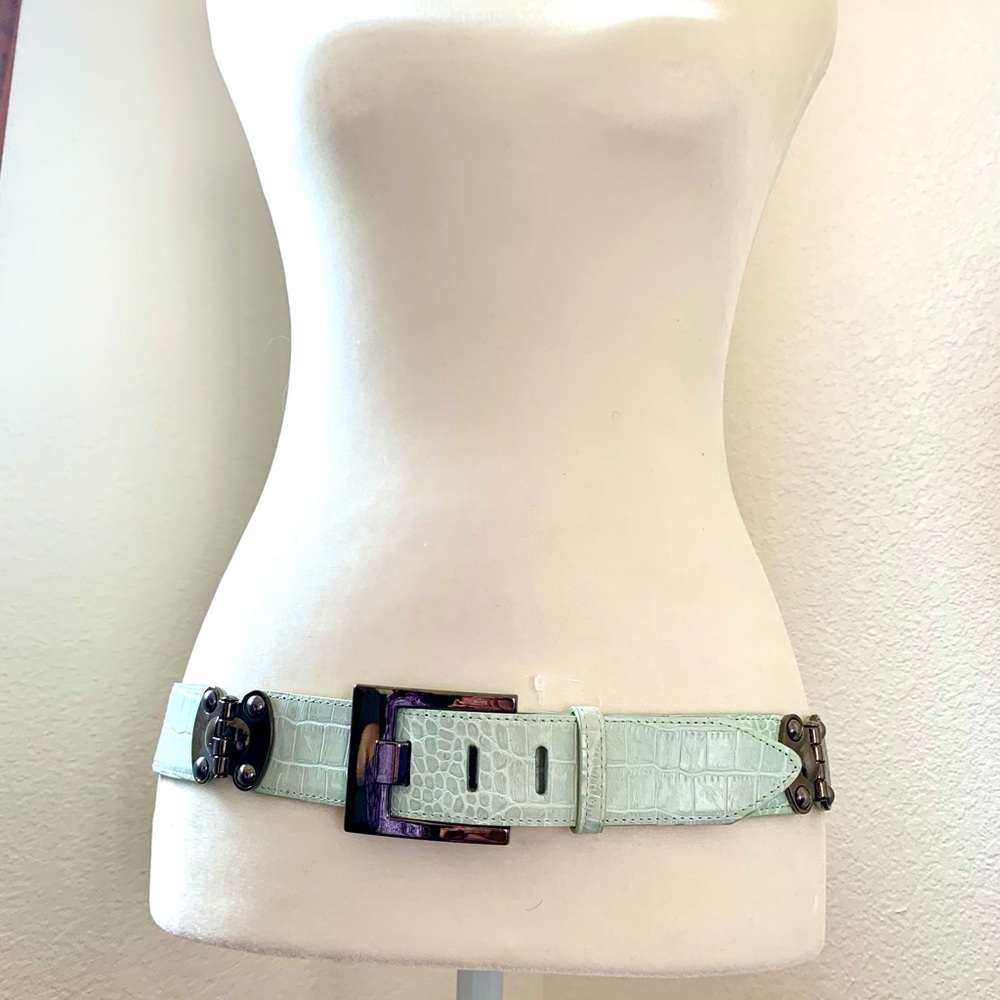 Carlisle baby blue leather belt